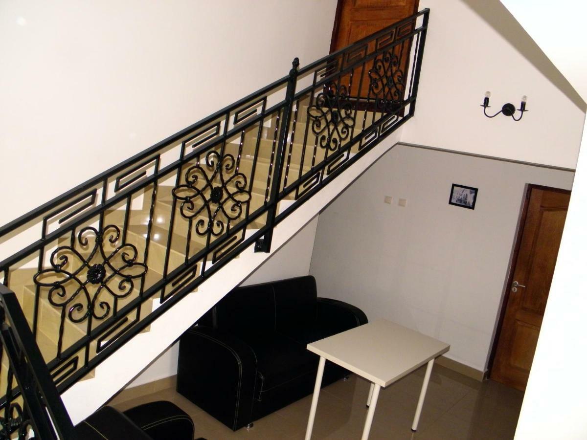 Pensiunea Platinum Târgu Jiu Esterno foto