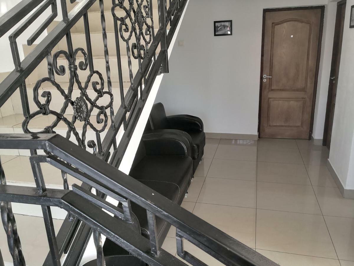 Pensiunea Platinum Târgu Jiu Esterno foto